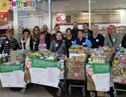 Fél tonnánál is több élelmiszert gyűjtött a Mátrix Alapítvány csapata rászorulók megsegítésére Szegeden